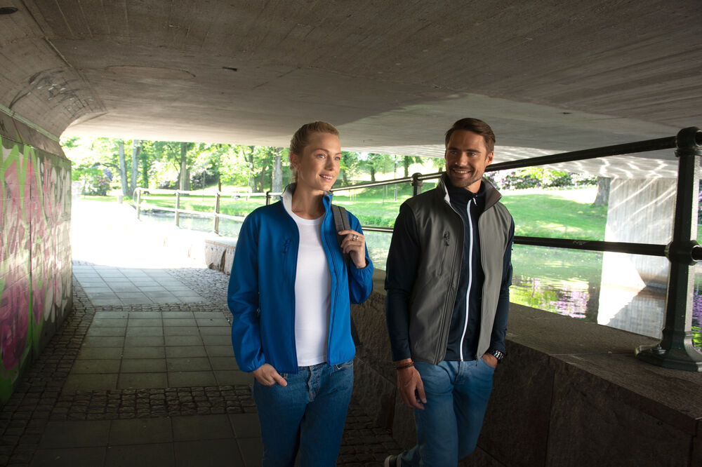 Basic Softshell Vest