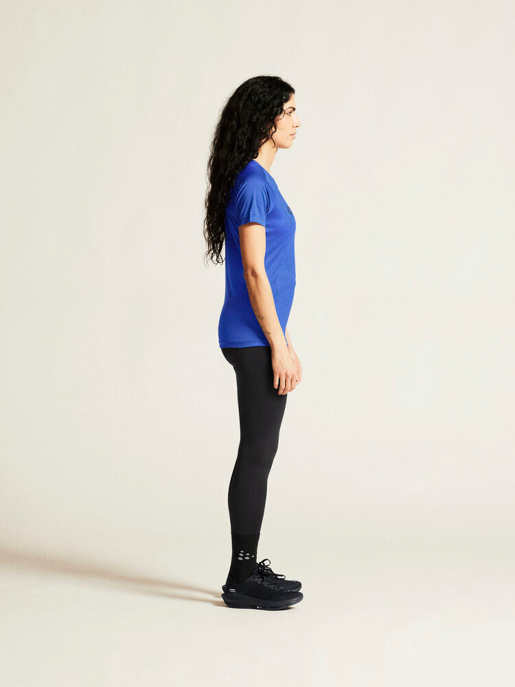 Core Essence Logo Tee W Jump/Blaze