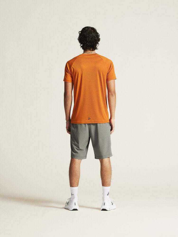 CORE Essence Logo Tee M Cara