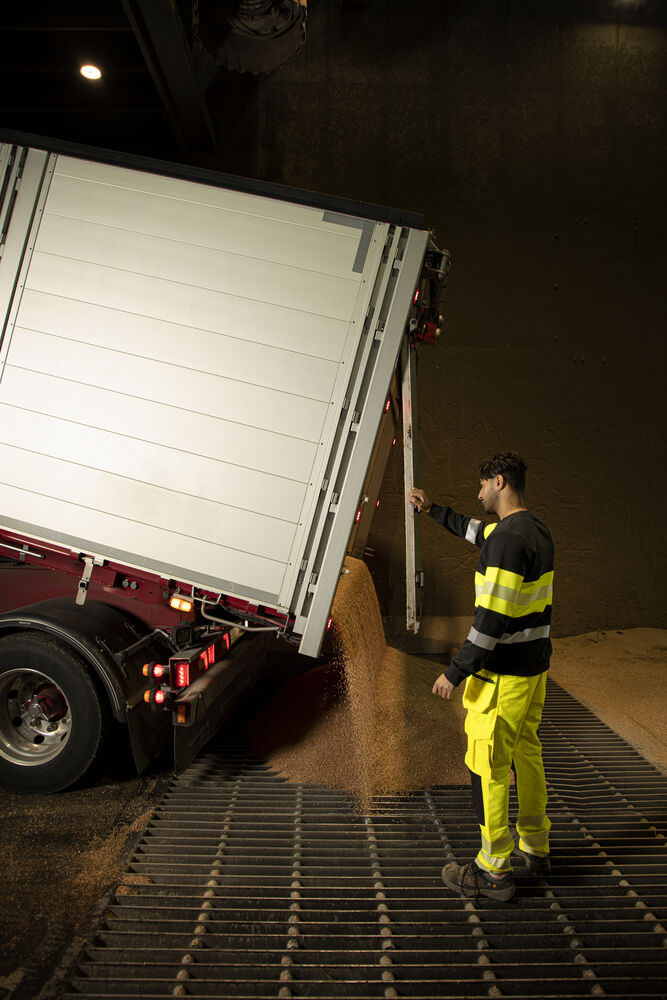 6527 Håndverksbukse i 37,5™ EN ISO 20471 Kl 2