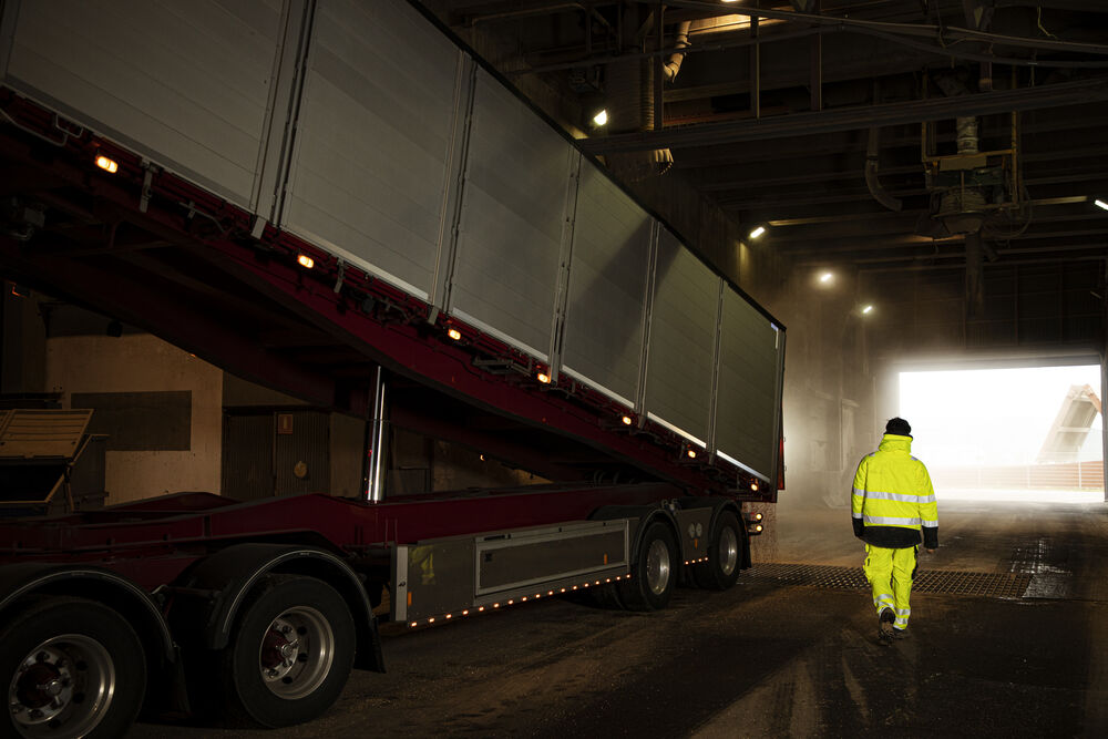 6527 Håndverksbukse i 37,5™ EN ISO 20471 Kl 2