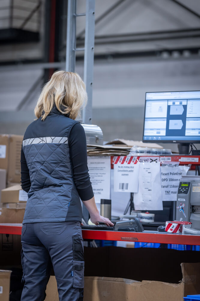 7511 Servicebukse Dame