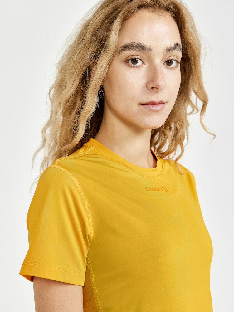 ADV Essence SS Tee W Calm