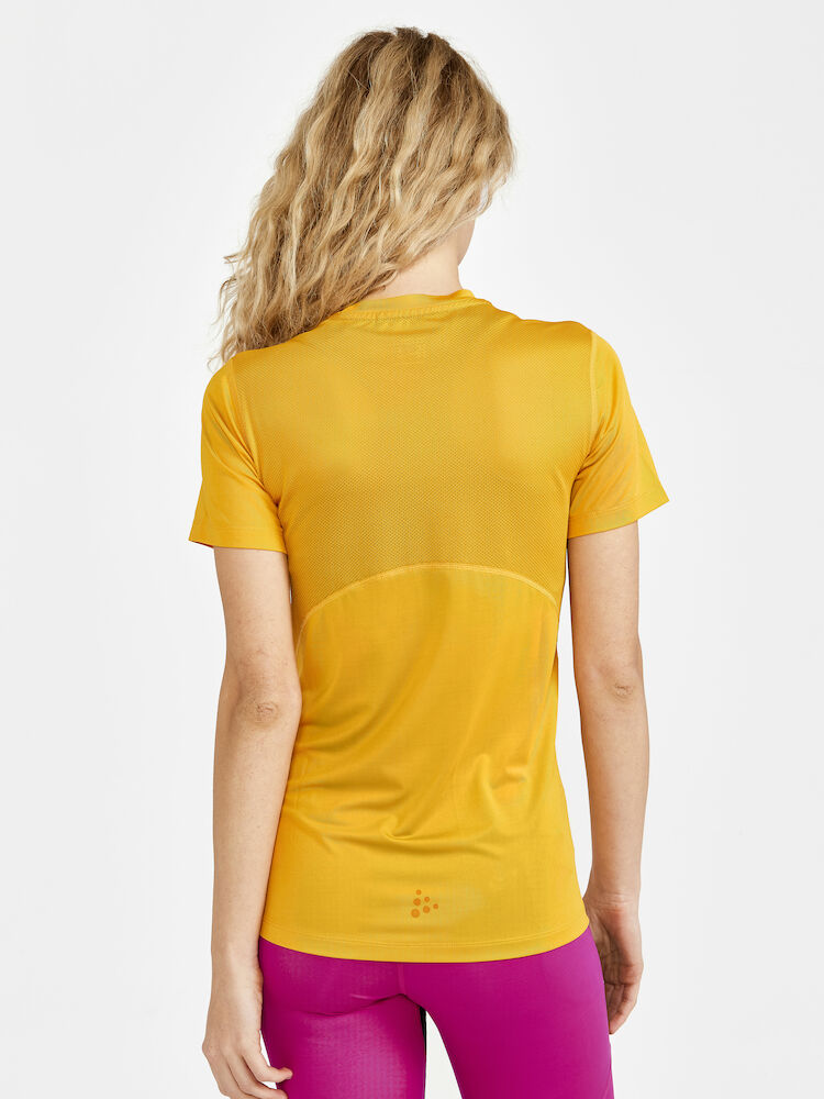 ADV Essence SS Tee W Calm