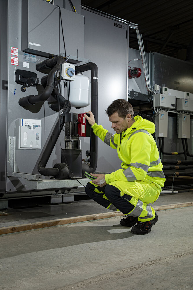 6132 HOODJACKET EN ISO 20471 CLASS 3/2