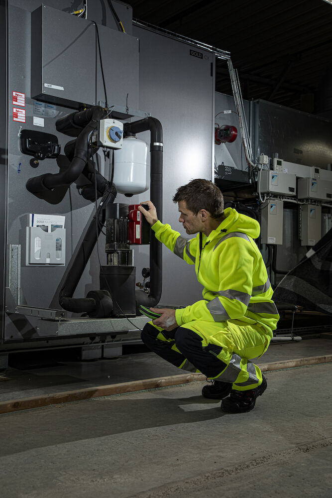 6132 HOODJACKET EN ISO 20471 CLASS 3/2