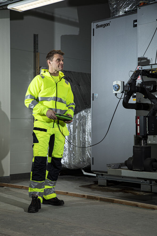 6132 HOODJACKET EN ISO 20471 CLASS 3/2