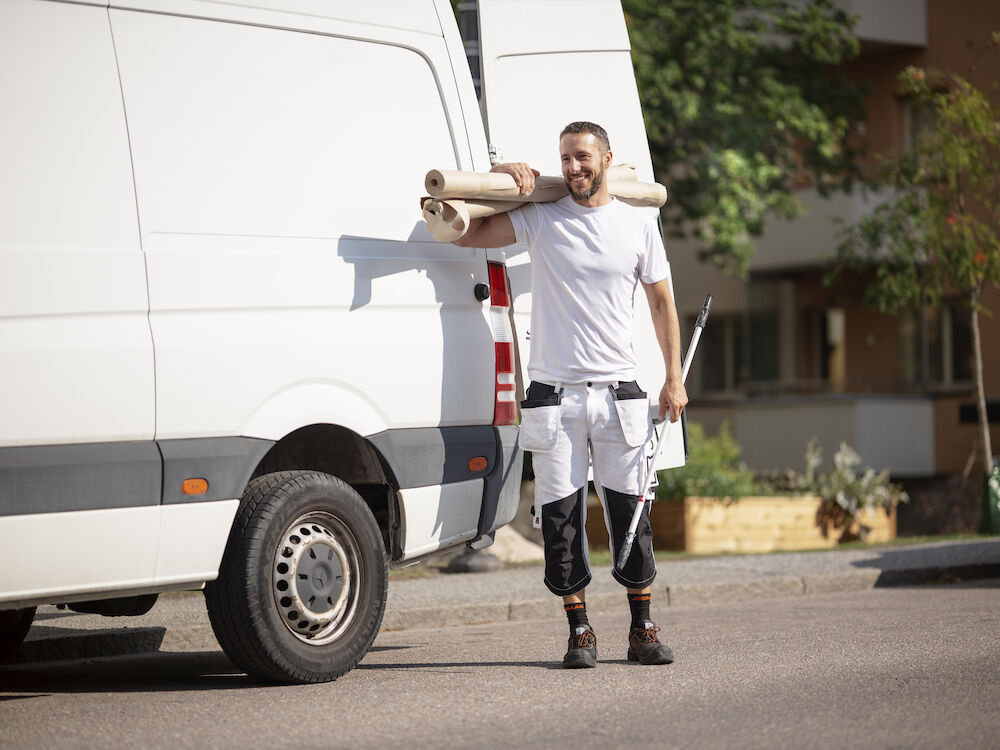 2133 Painters' Pirate shorts