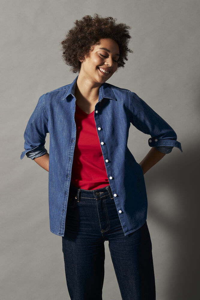 Stretch V-Neck Lady