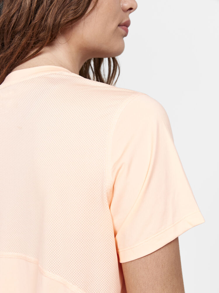 ADV Essence SS Tee W Cosmo
