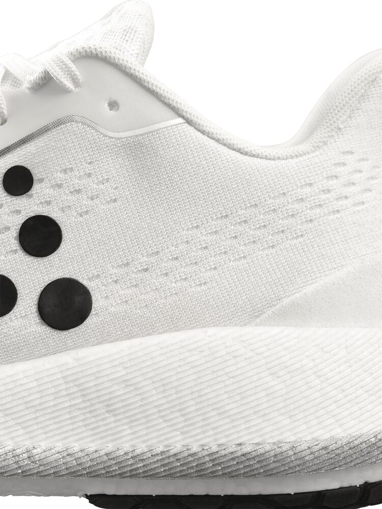 Pacer M White