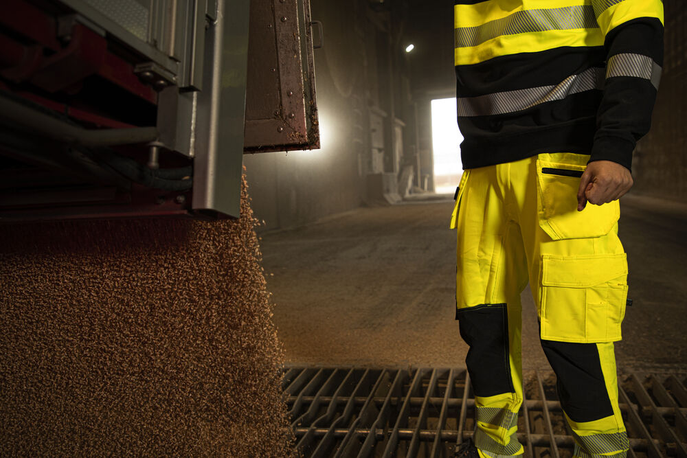 6527 Håndverksbukse i 37,5™ EN ISO 20471 Kl 2