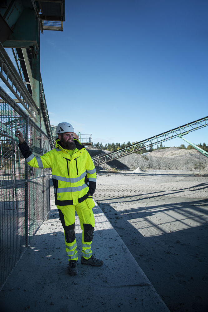 6527 Håndverksbukse i 37,5™ EN ISO 20471 Kl 2