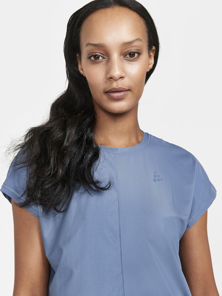 Core Essence SS Tee W Flow
