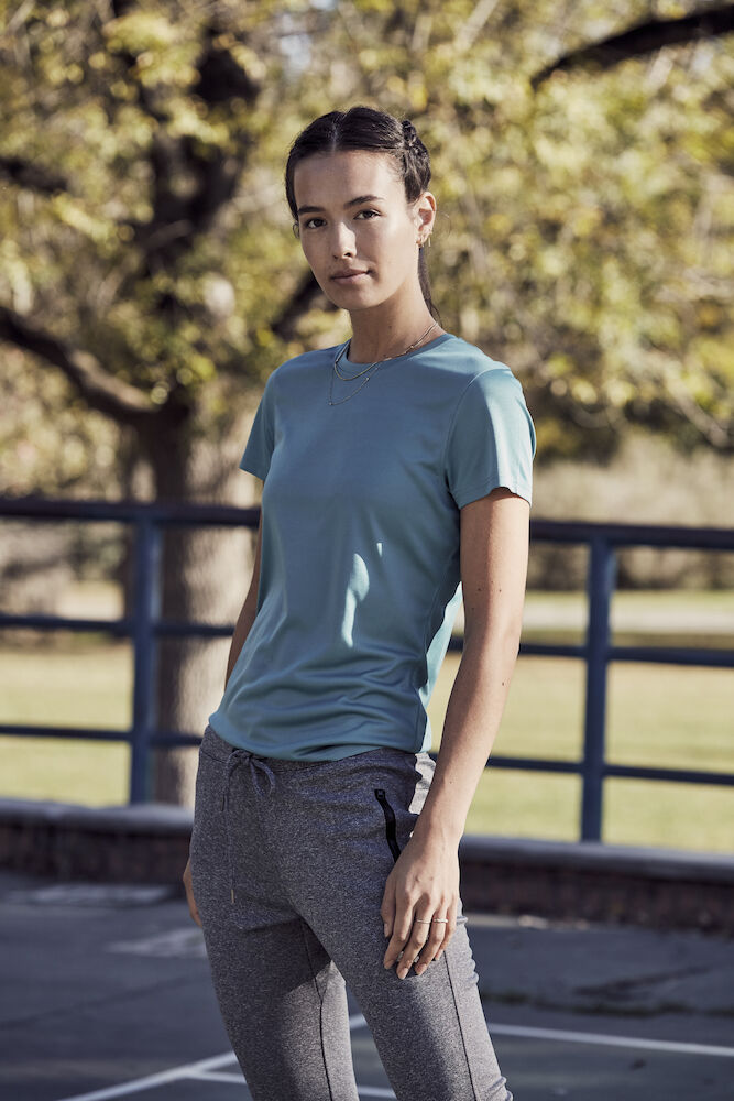 Basic Active-T Ladies