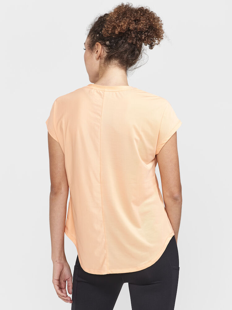 Core Essence SS Tee W Cosmo