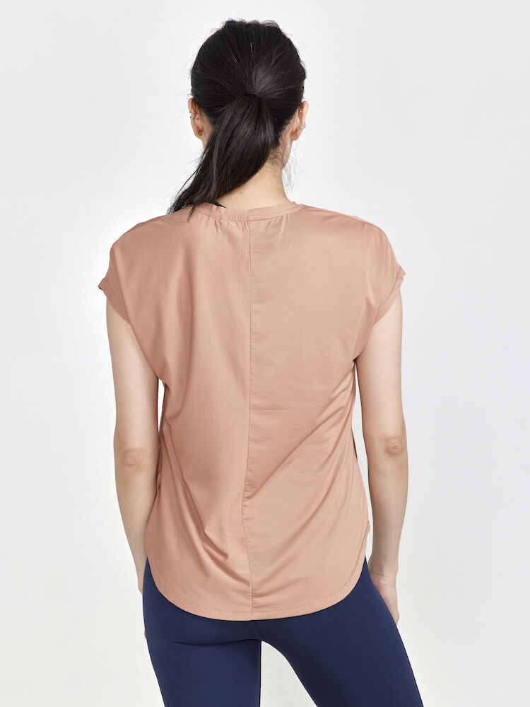 Core Essence SS Tee W Cliff