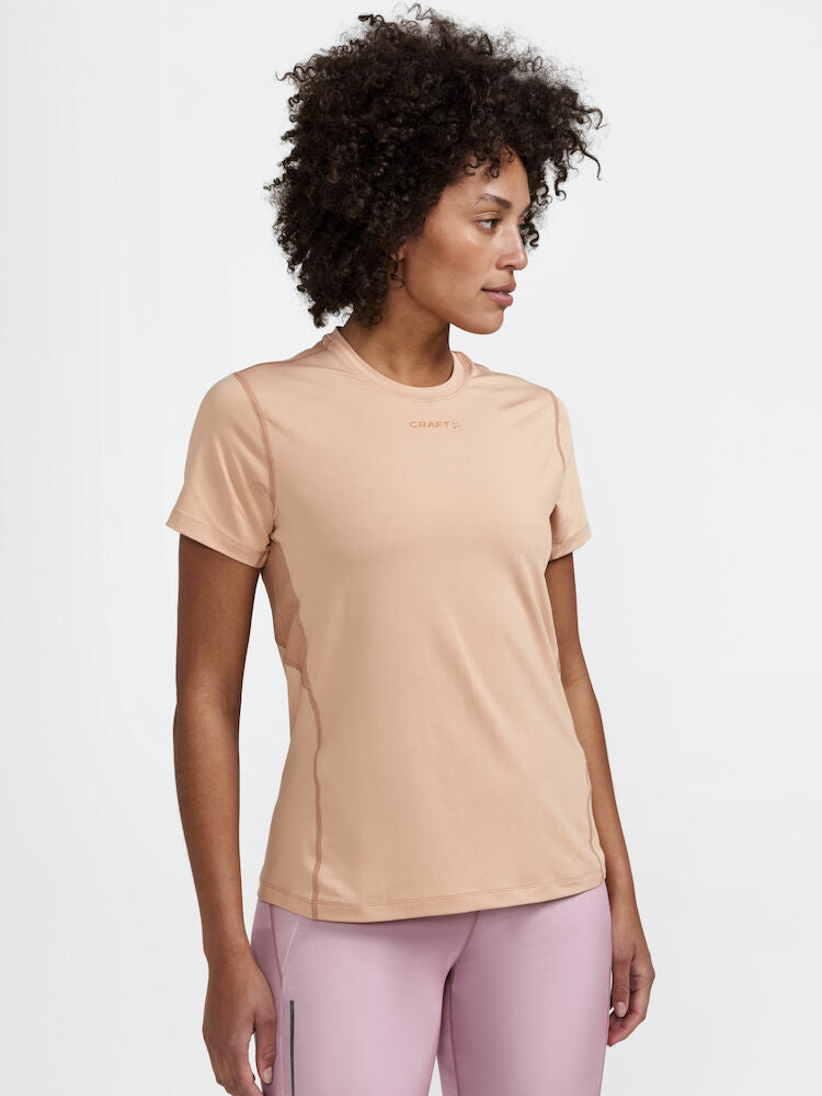 ADV Essence SS Tee W Cliff