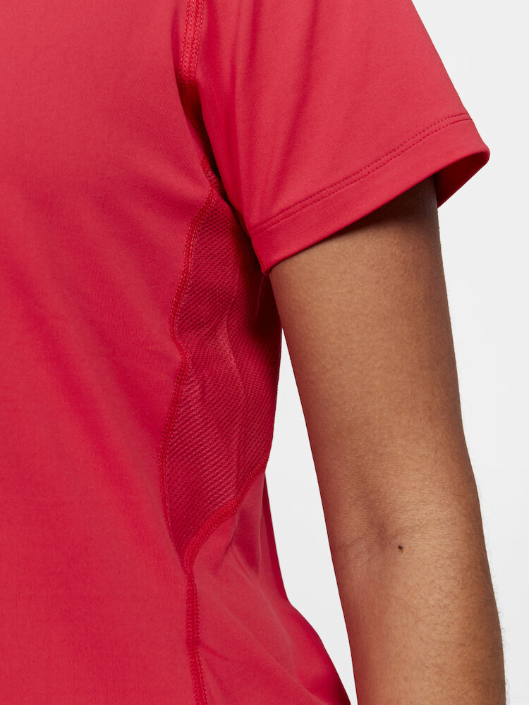 ADV Essence SS Tee W Reddish