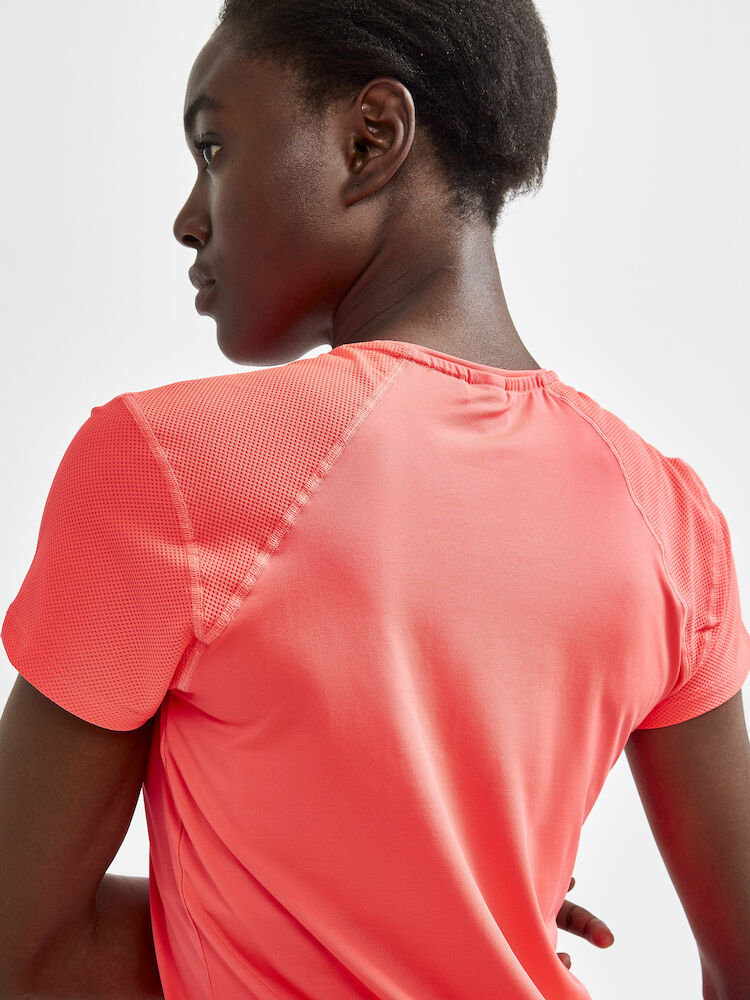 ADV Essence SS Slim Tee W Crush