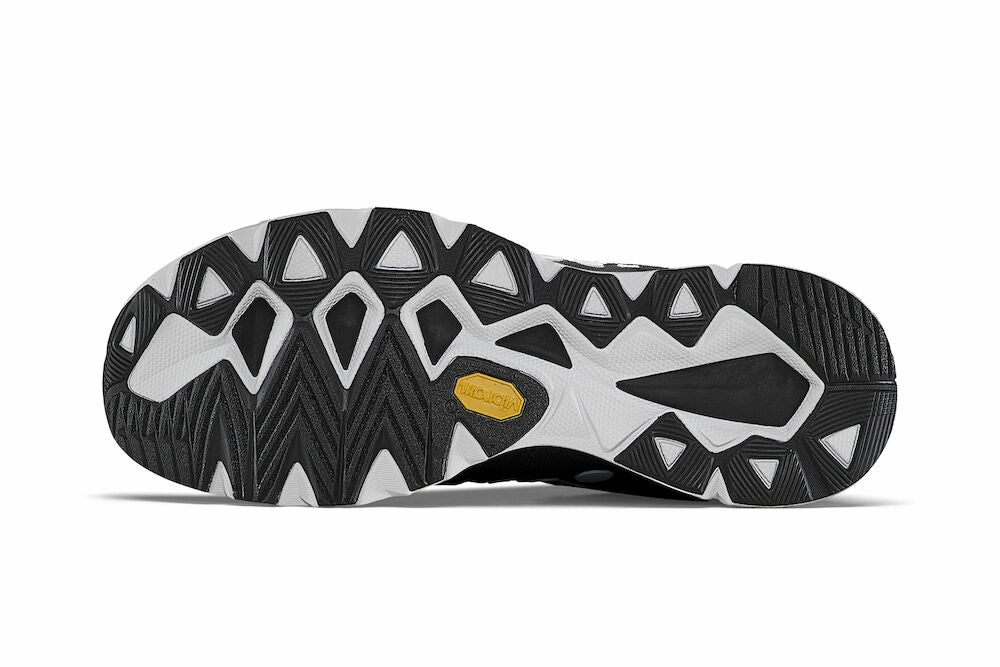 V150 Engineered M Black/White