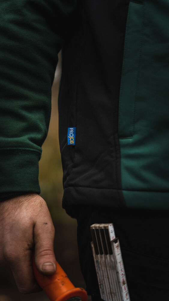 3702 SOFTSHELL VEST